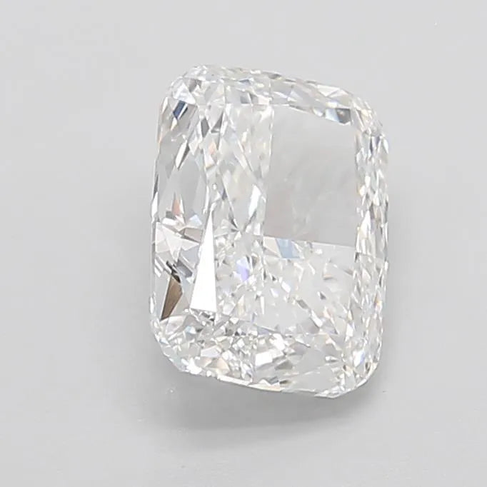 3.52ct Cushion modified Lab Grown Diamond (Colour D, Clarity VVS2, IGI Certified)