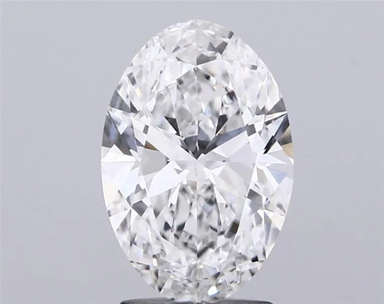 2.25ct Oval Lab Grown Diamond (Colour E, Clarity VVS2, IGI Certified)