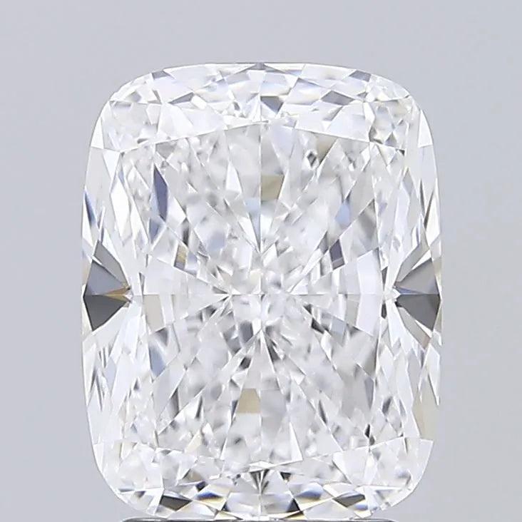 2.77ct Cushion modified Lab Grown Diamond (Colour D, Clarity VVS2, IGI Certified)