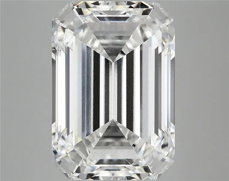 9.23ct Emerald Lab Grown Diamond (Colour E, Clarity VVS2, IGI Certified)