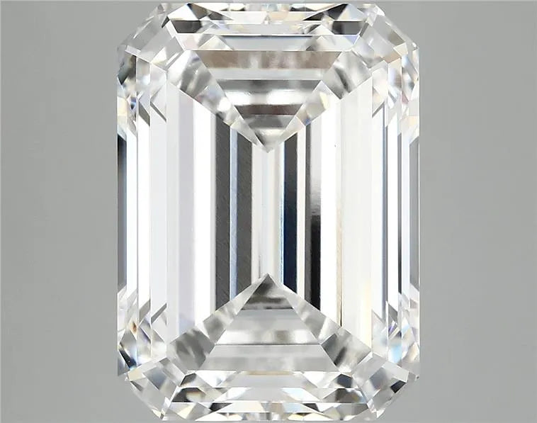 9.24ct Emerald Lab Grown Diamond (Colour E, Clarity VVS2, IGI Certified)