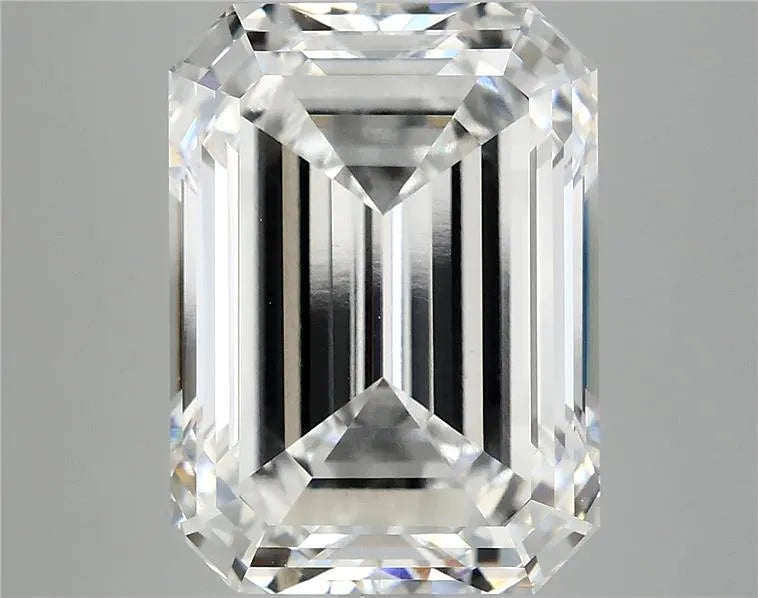 9.41ct Emerald Lab Grown Diamond (Colour E, Clarity VS1, IGI Certified)