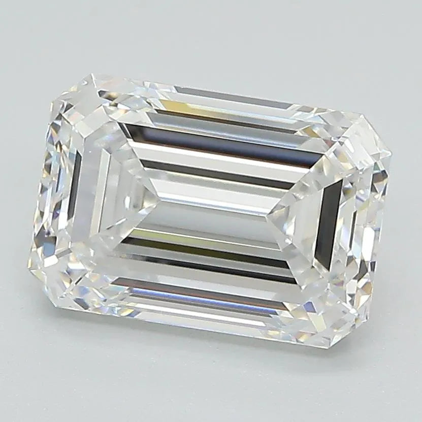2.82ct Emerald Lab Grown Diamond (Colour E, Clarity VVS2, GIA Certified)