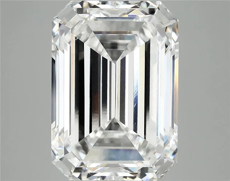 9.75ct Emerald Lab Grown Diamond (Colour E, Clarity VS1, IGI Certified)